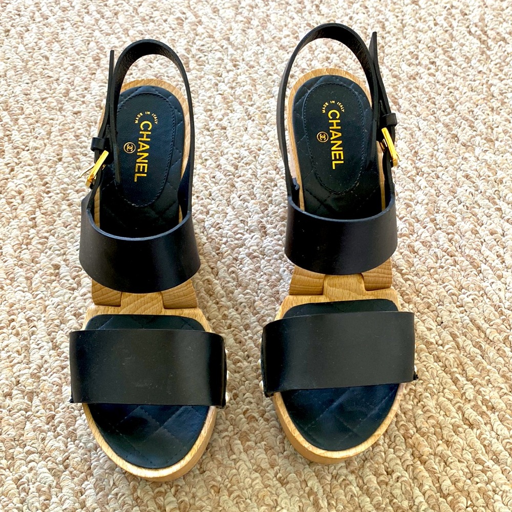 Chanel Platform Sandal, size 38, used few times. With dust bag.